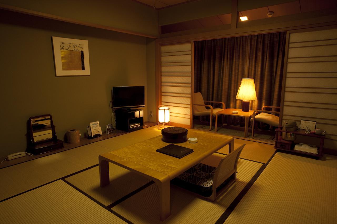 Yuzawa Grand Hotel Екстериор снимка